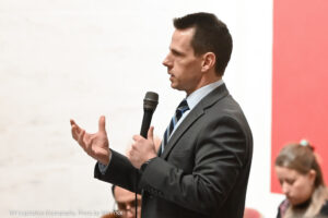 Senate passes several oil and gas economic development bills, including Hanshaw's Impact Fund